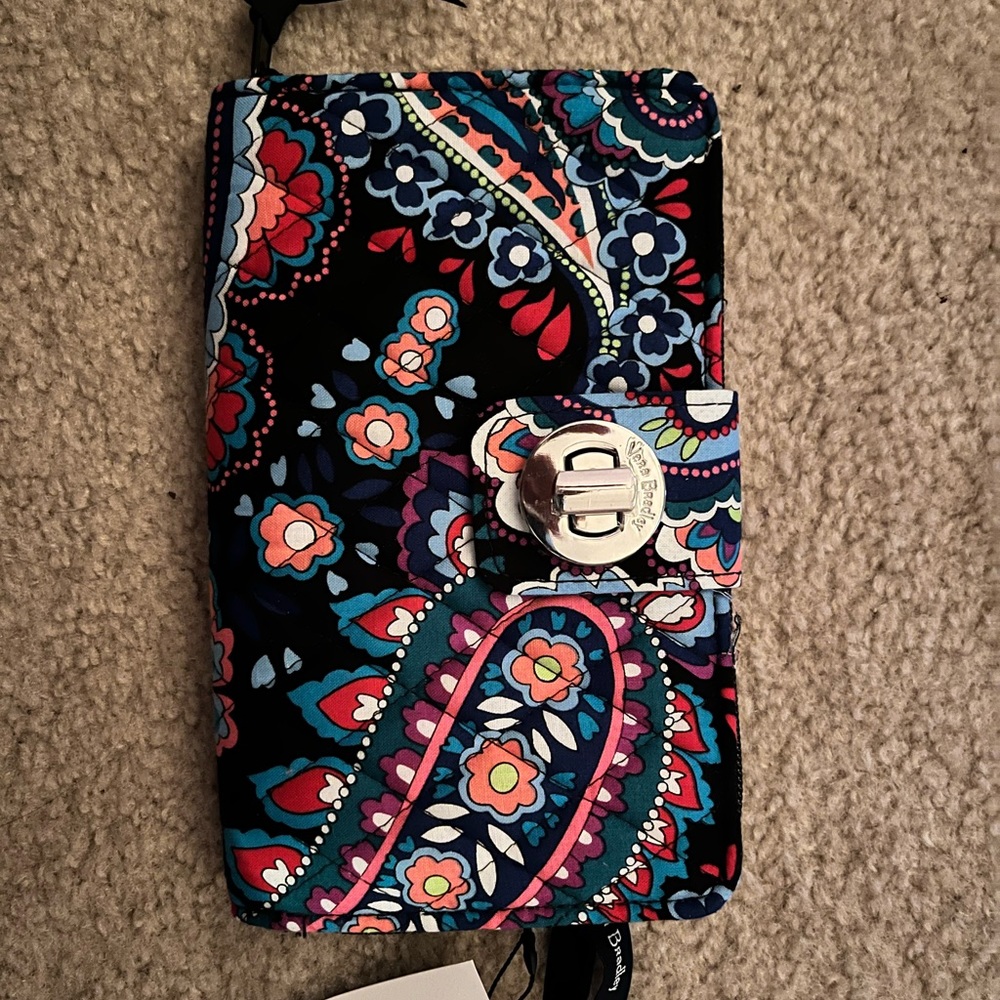 NEW Vera Bradley Wallet